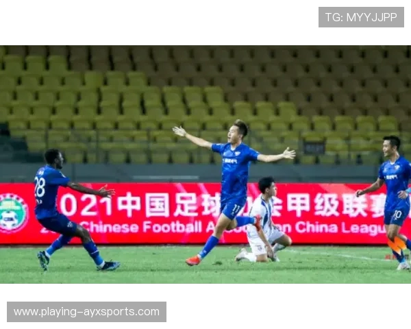 武汉教师史璠三度折桂亚锦赛，国际赛场诠释「力与美」的双重人生