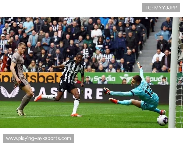 热刺纽卡首尔季前赛燃爆 2NE1 中场热舞掀怀旧风暴