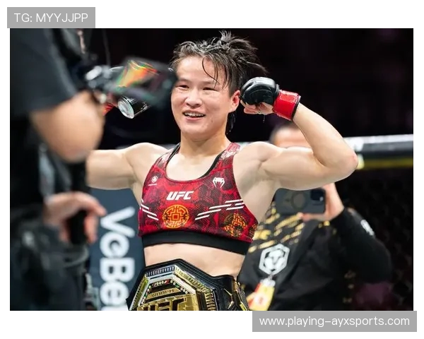 UFC 女子草量级:发展历程与明星选手 UFC 女子草量级:发展历程与明星选手